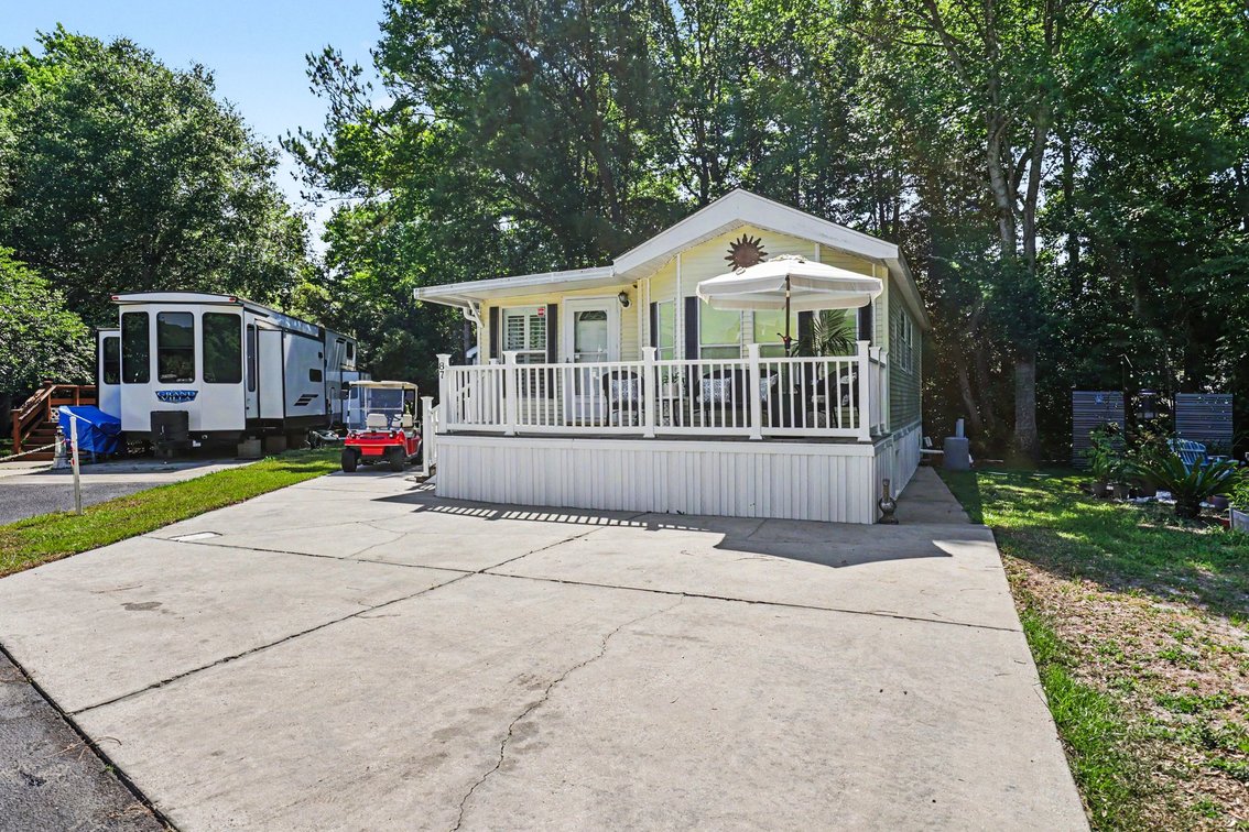 Beach Retreat in Myrtle Beach RV Resort