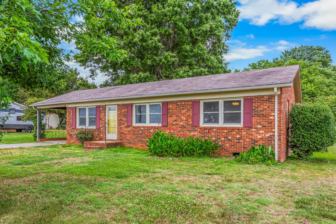 Classic Brick Home - Mocksville, NC