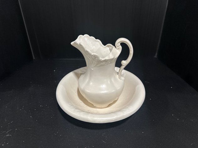 Image for Diana White Ceramic Pitcher and Wash Basin Set