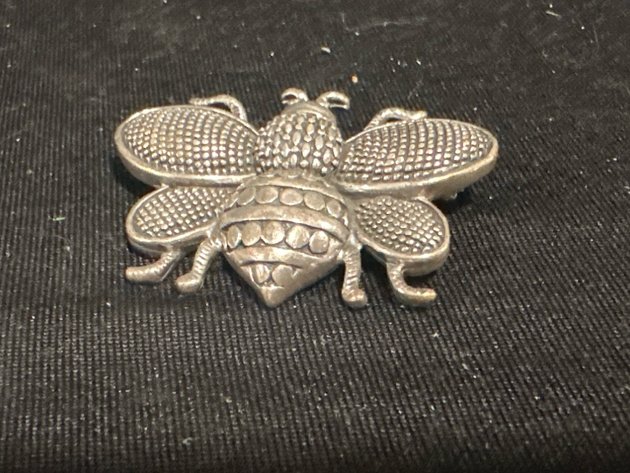 Image for Stamped 925 Sterling Silver Bee Brooch