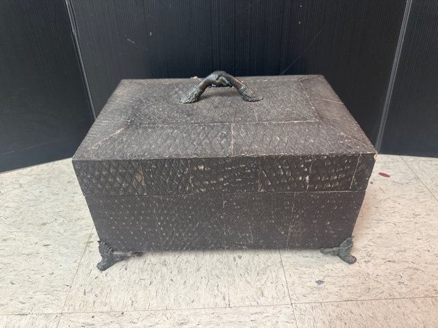 Image for Vintage Faux Reptile Cigar Humidor