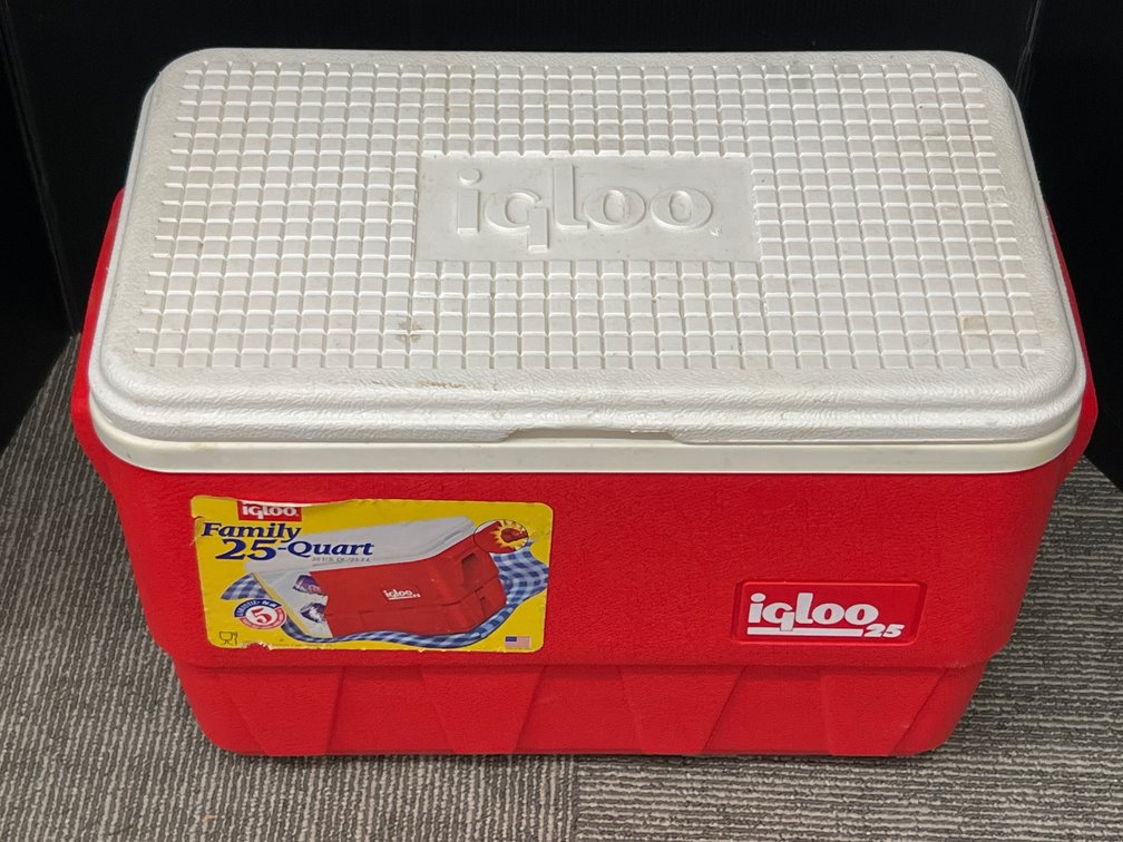 Igloo Cooler