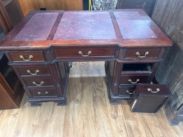 Image for Traditional Leather-Top Double Pedestal Desk