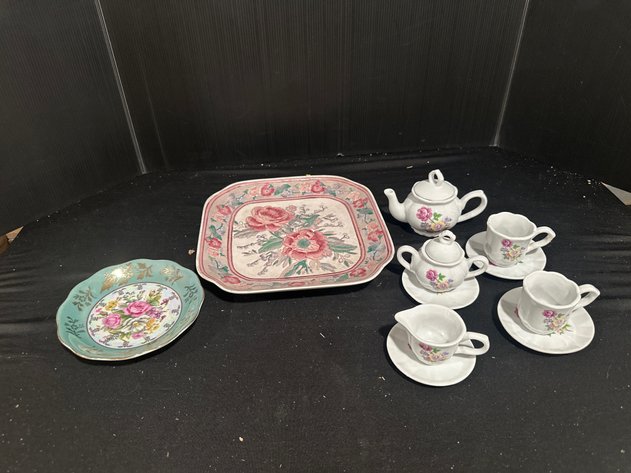 Image for Royal Halsey & H.F.P. Macau Miniature Tea Set & Plates