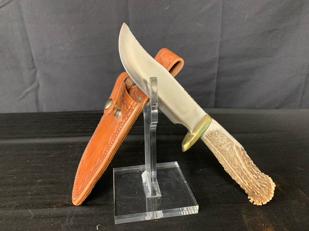 Image for Stag Handle Fixed Blade Knife & Harrison Saddlery Sheath