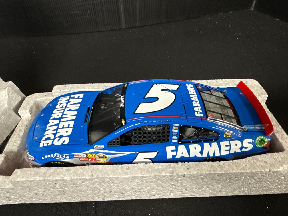 Lionel RCCA Elite Kasey Kahne #5 Chevy SS Die-Cast
