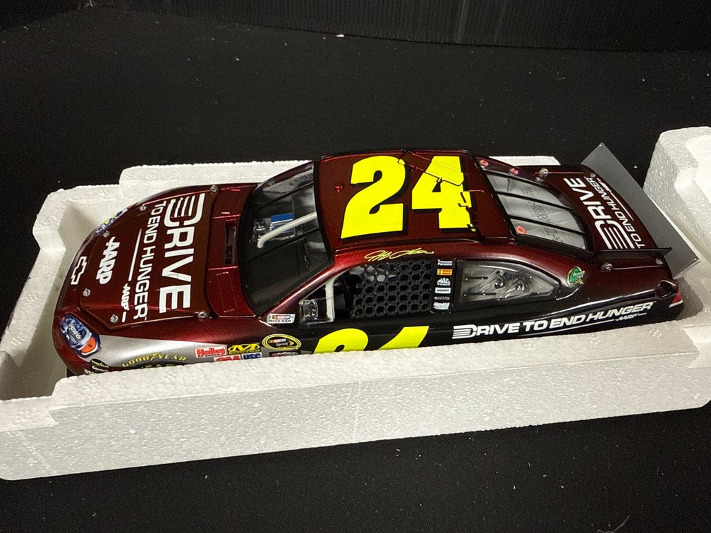 Lionel RCCA Elite Jeff Gordon #24 Diecast Model