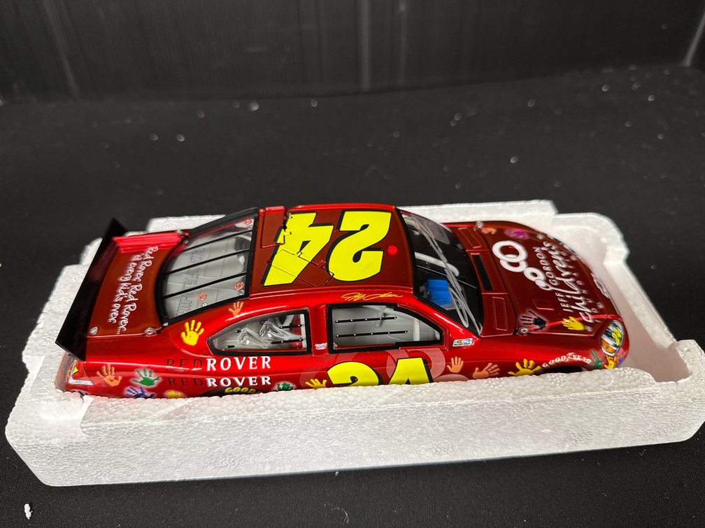 Jeff Gordon #24 Autographed 2011 Impala Diecast