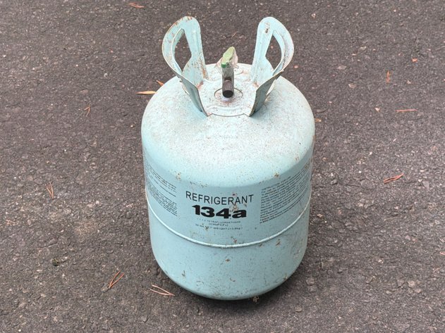 Image for Non-Reusable 30 lb Refrigerant 134a Cylinder