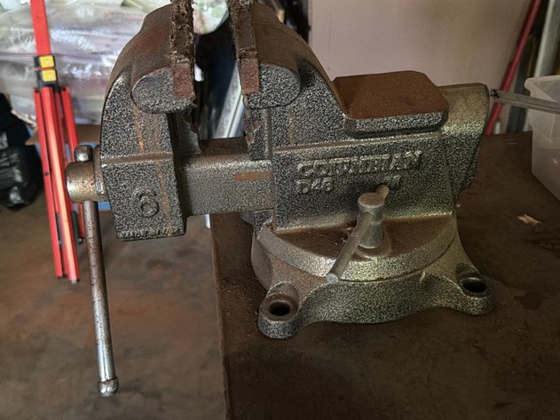 Image for Craftsman 5-Inch Swivel Base Bench Vise