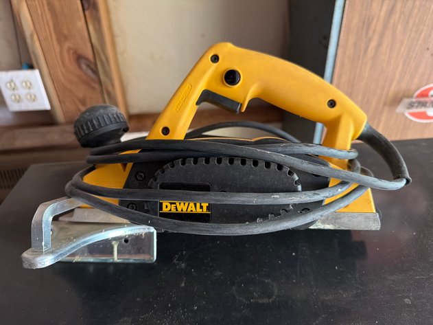Image for DeWalt DW677 1.5mm Electric Hand Planer