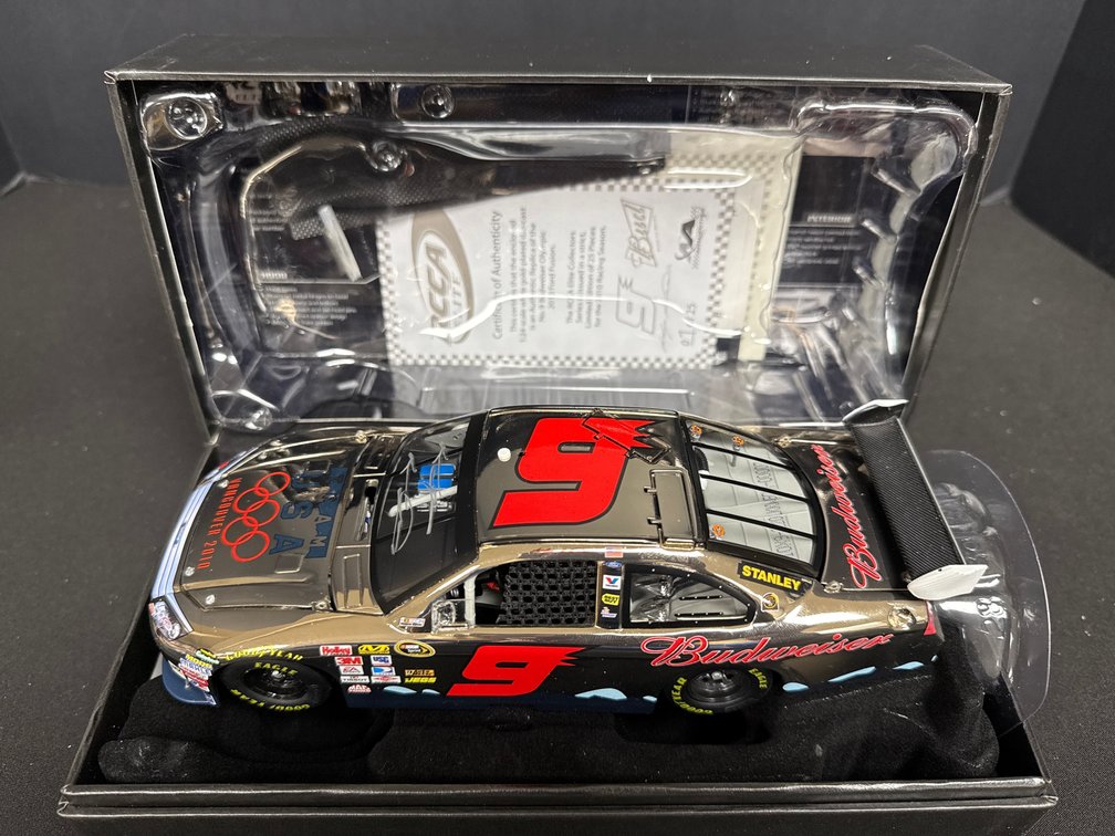 RCCA Elite Autographed Kasey Kahne #9 Ford Fusion Diecast