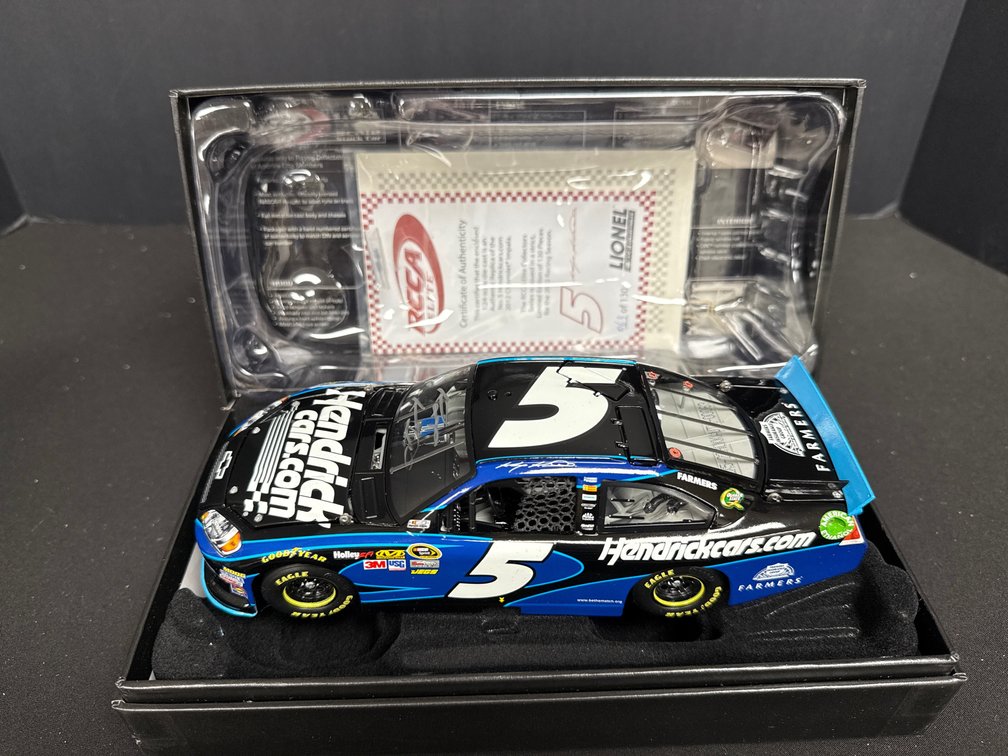 Autographed Lionel RCCA Elite Kasey Kahne #5 Impala Diecast