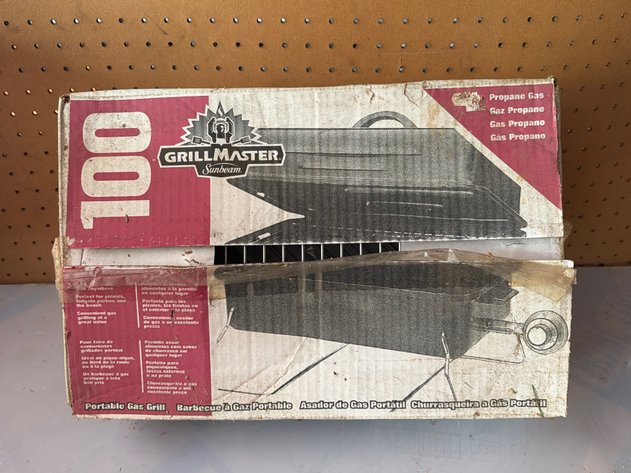 Image for Sunbeam Grillmaster Portable Propane Gas Grill
