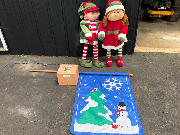 Image for Standing Holiday Elf Figures/Flag/Candy Plate