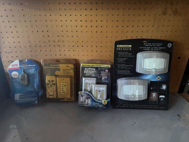 Image for Electronics and LED Lighting Lot
