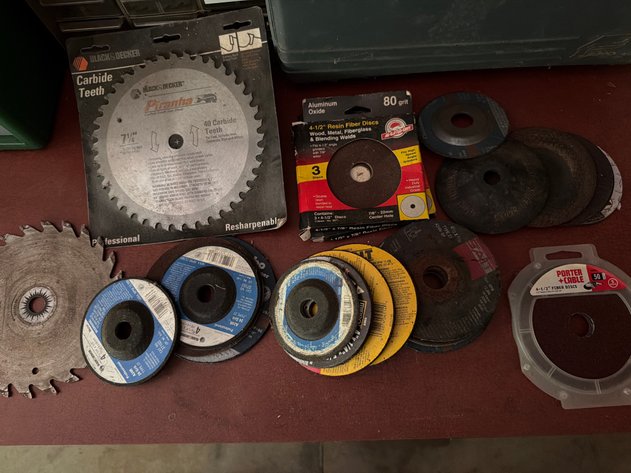 Image for Saw Blade & Assorted Grinding Discs