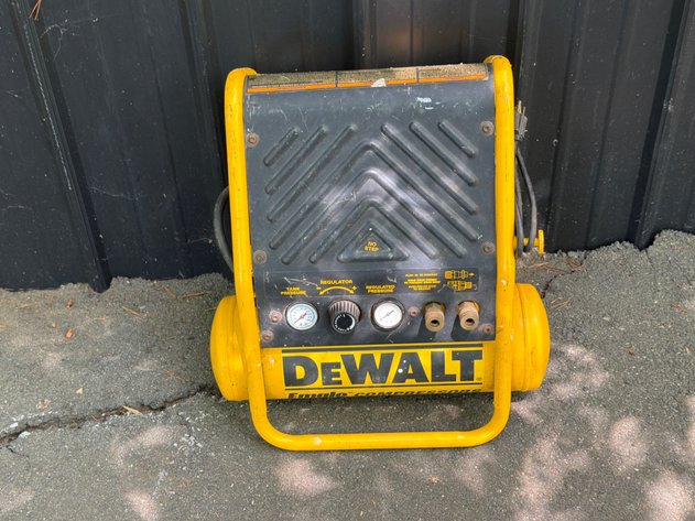 Image for DeWalt D55141 2-Gallon Electric Air Compressor