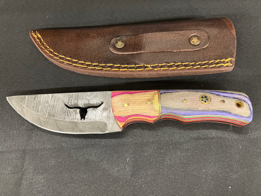 Damascus Steel Fixed Blade Knife & Leather Sheath