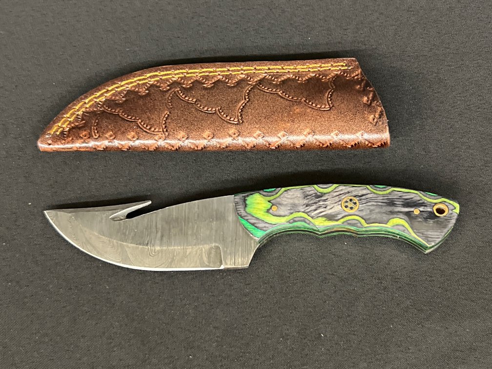 Damascus Steel Knife & Leather Sheath