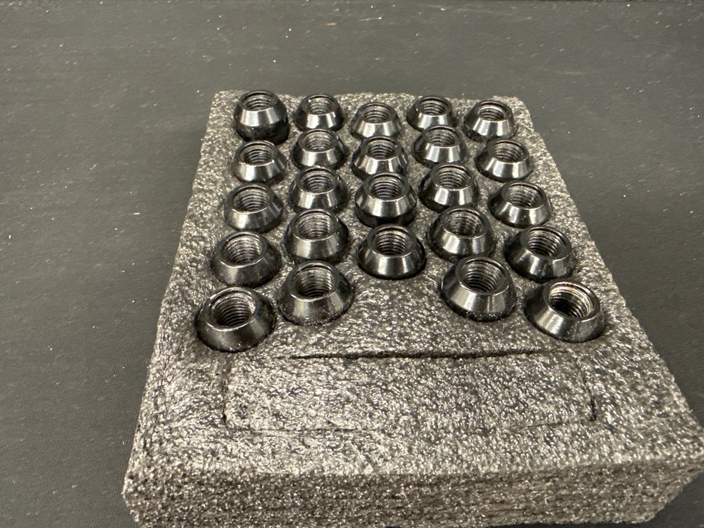 Open-End Conical Seat 12x1.5 Lug Nuts