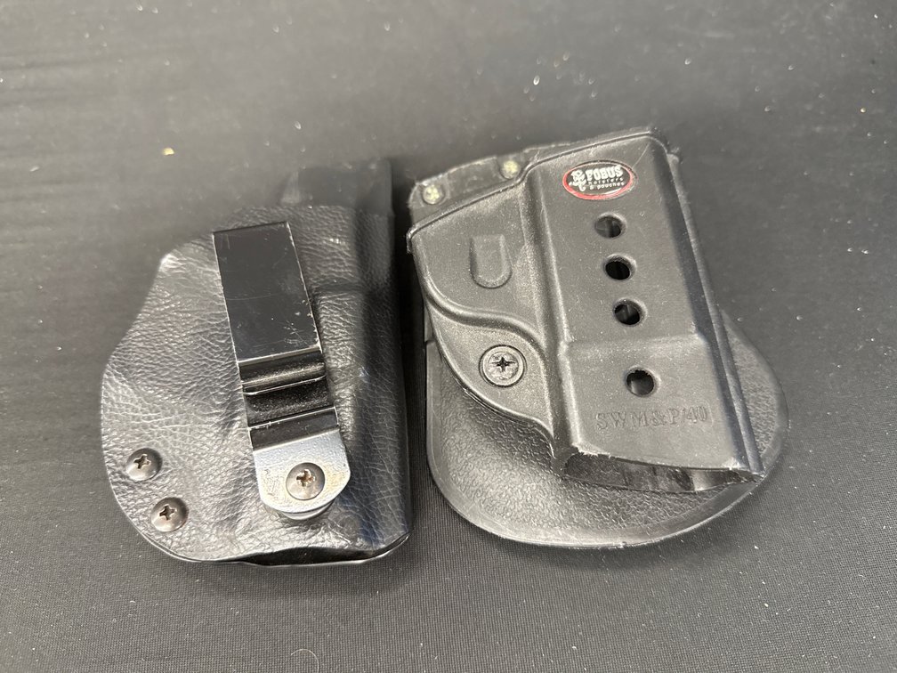 Fobus Smith & Wesson M&P 40 Holsters