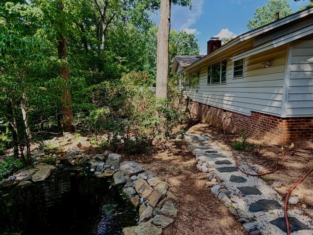 Prime Raleigh Location – Glen Eden Drive