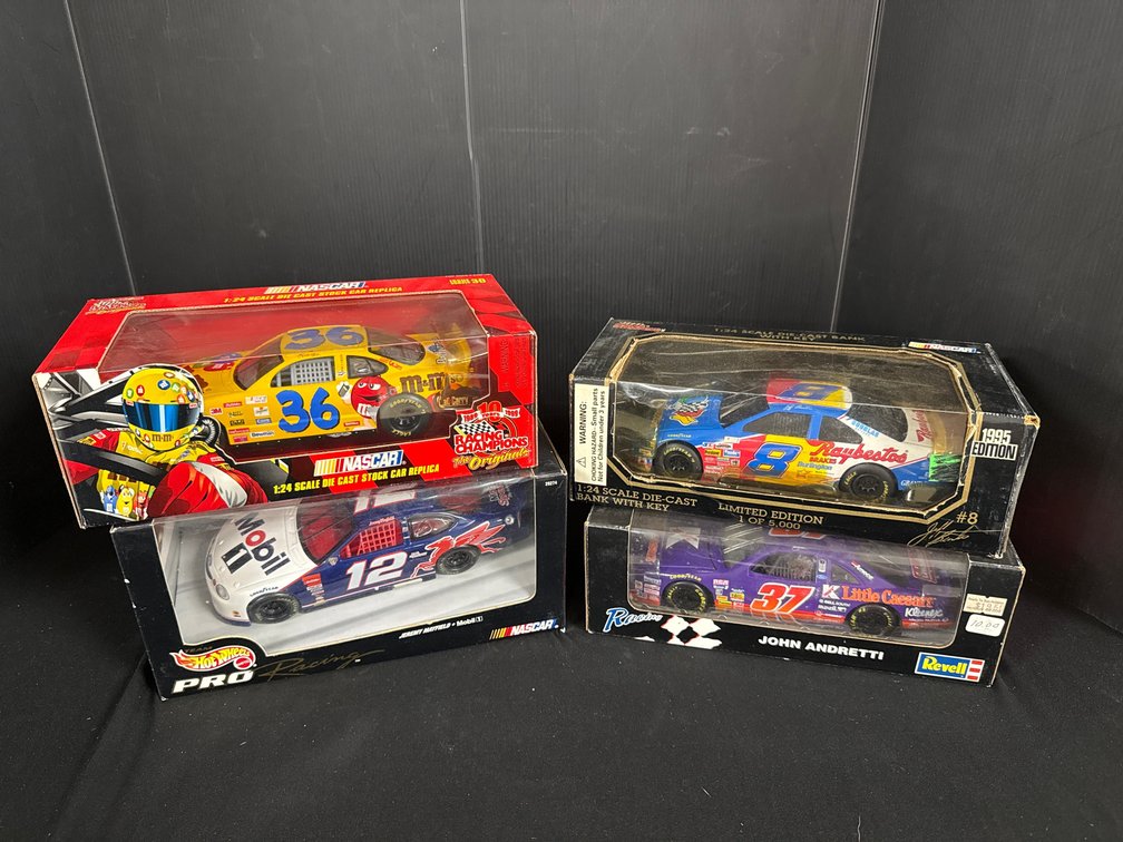 1:24 Scale NASCAR Die-Cast Stock Cars