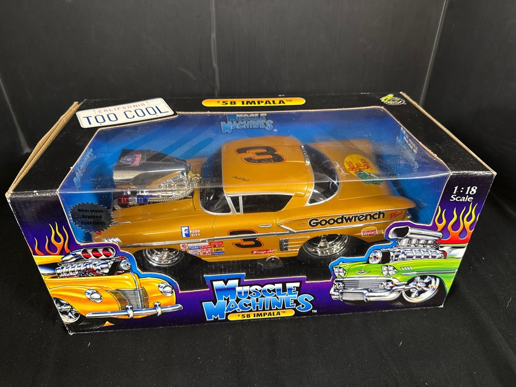 Muscle Machines 1:18 Scale '58 Impala Die-Cast