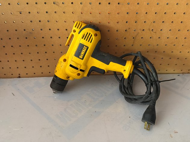 Image for DeWalt DWD115 3/8-Inch Corded VSR Drill