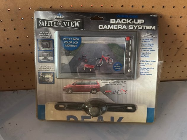 Image for PEAK PKC0RC Wireless Back-Up Camera System