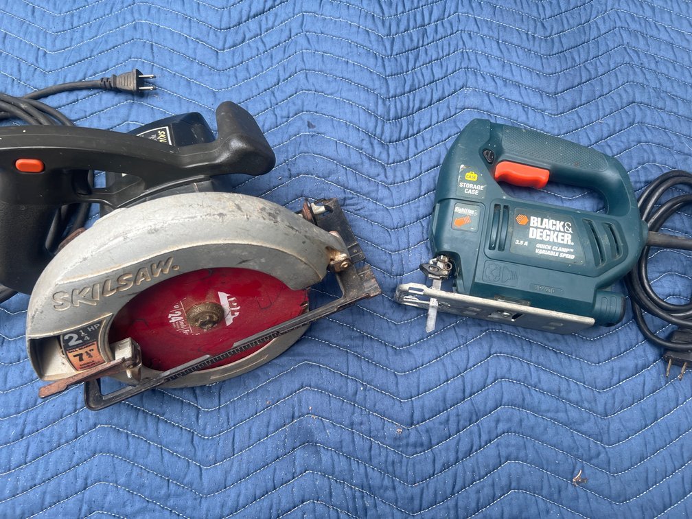 Skilsaw Circular Saw & Black & Decker Scroll Saw