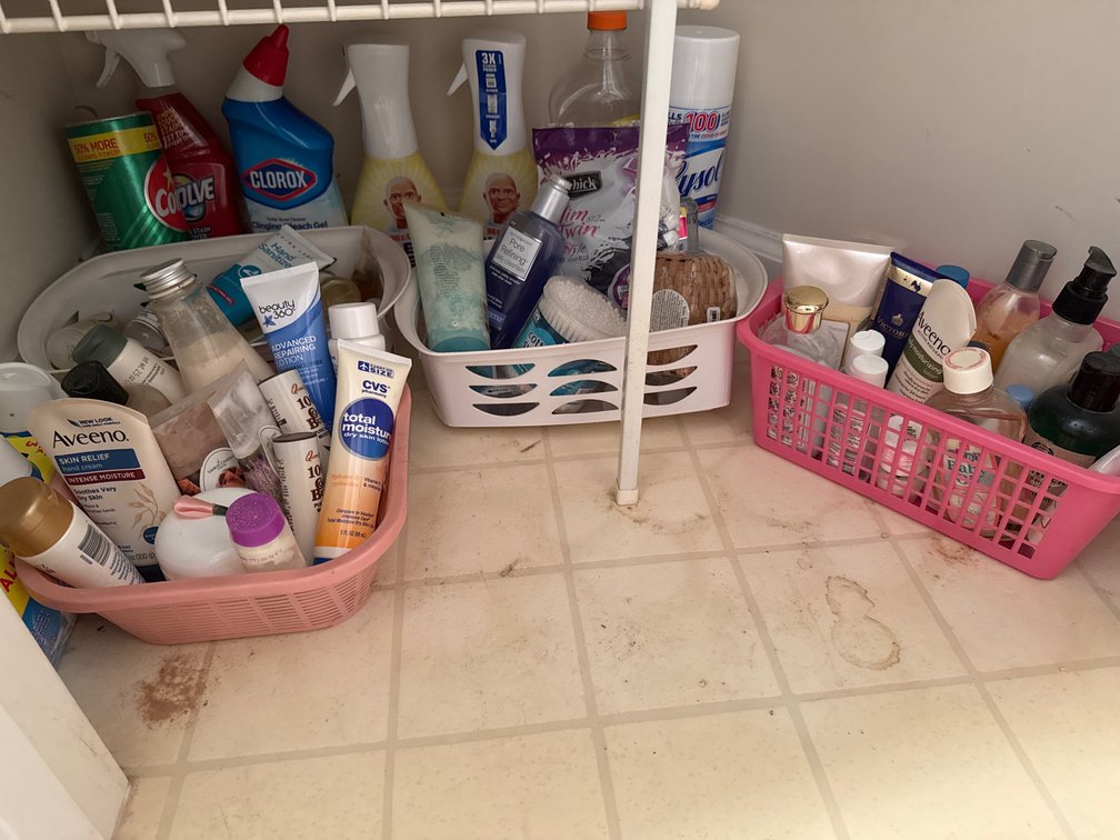 Household Cleaning & Personal Care Lot