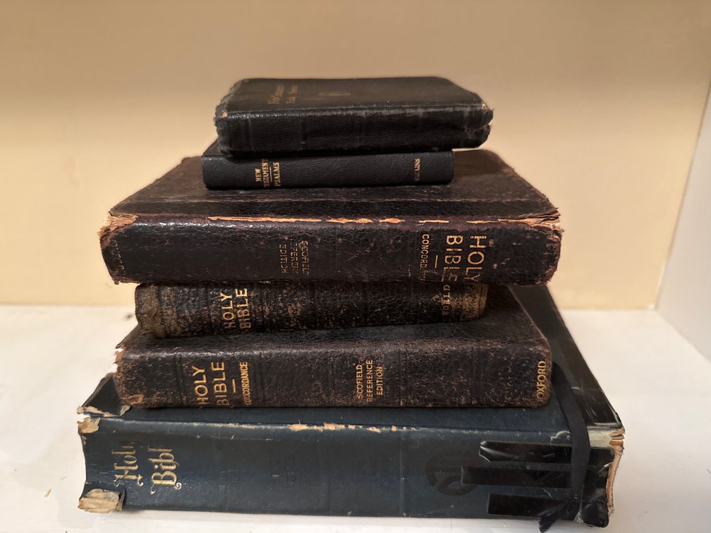 Vintage Oxford, Collins & World Reference Bibles