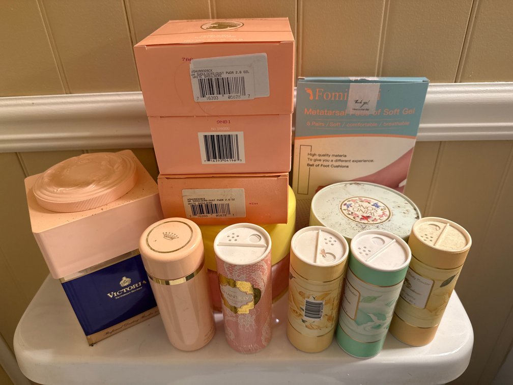Perfumed Dusting Powders & Care Lot