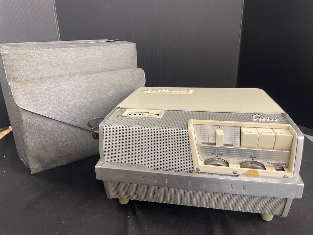 Wollensak Model T-1515 Stereo Reel-to-Reel Tape Recorder
