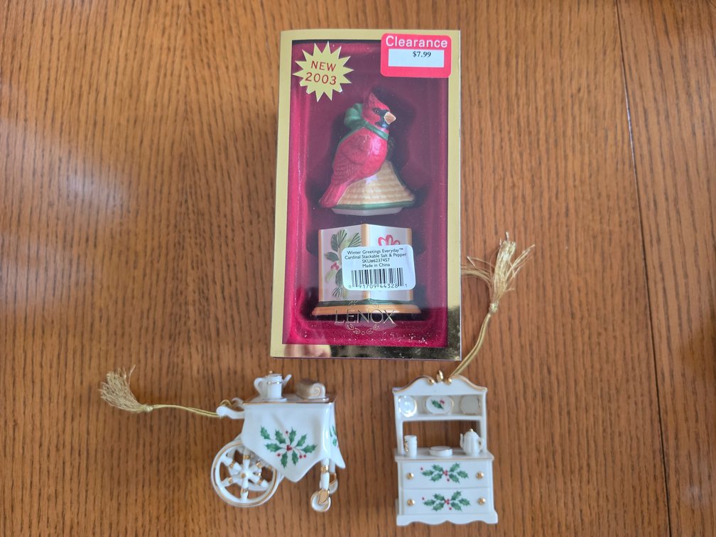 Lenox Christmas Decor