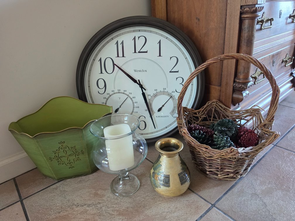 Westclox Clock
