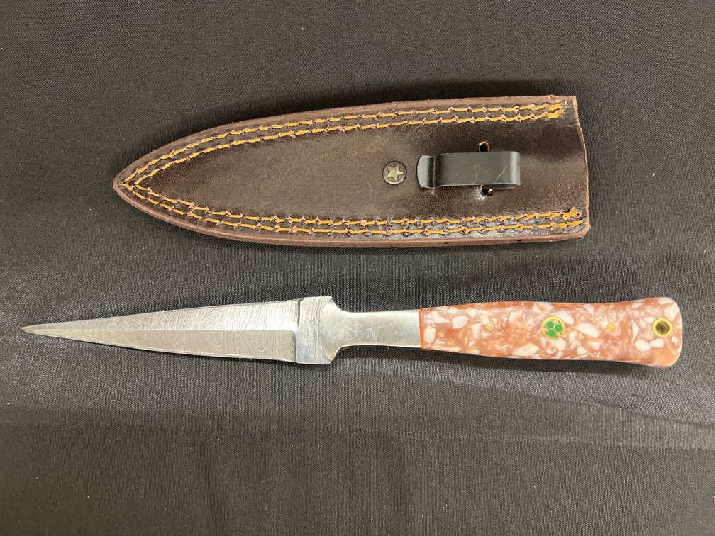 Damascus Steel Fixed Blade Dagger