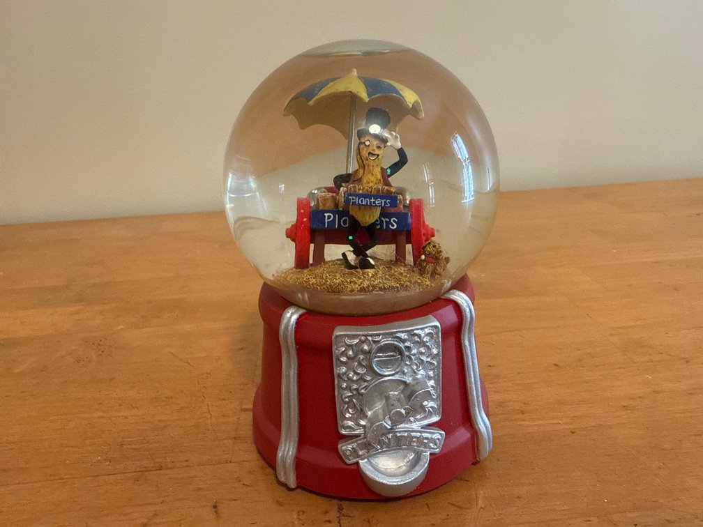 Planters Mr. Peanut Vending Cart Snow Globe