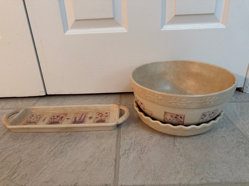 Sonoma Home Goods Summer Fields Ceramics