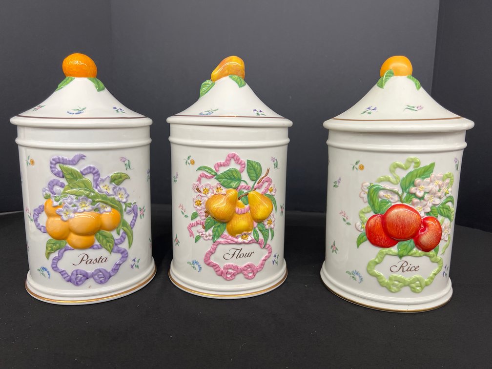 Franklin Mint Le Cordon Bleu Ceramic Canisters
