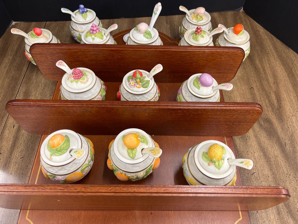 Le Cordon Bleu Jam Jars/Display Rack