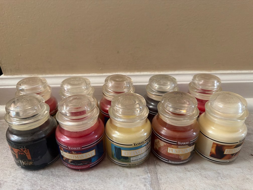 Yankee Candle Small Housewarmer Jars