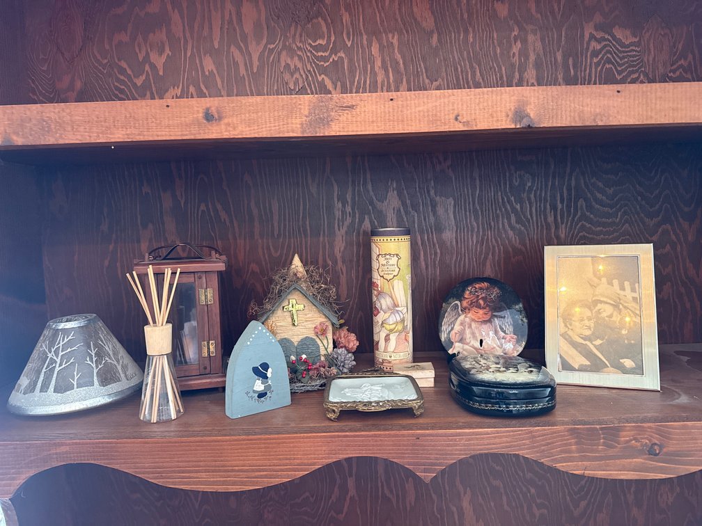 Arti & Mestieri and Fedoskino Decorative Arts Lot