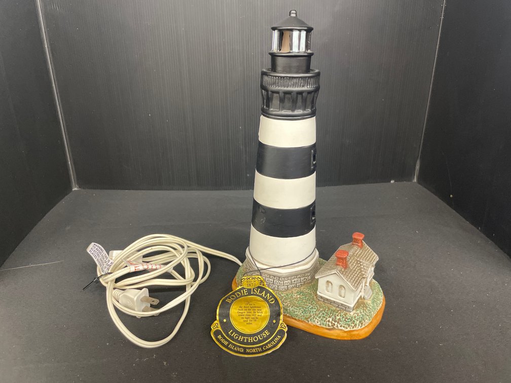 Geo. Z. Lefton Bodie Island Lighthouse Illuminated Figurine