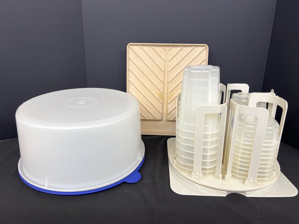 Tupperware and Anchor Hocking Kitchenware Assortment