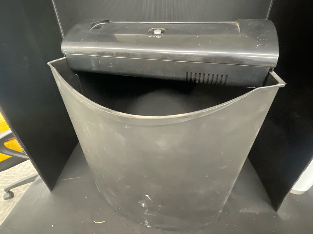 Aurora AS850S 8-Sheet Paper Shredder