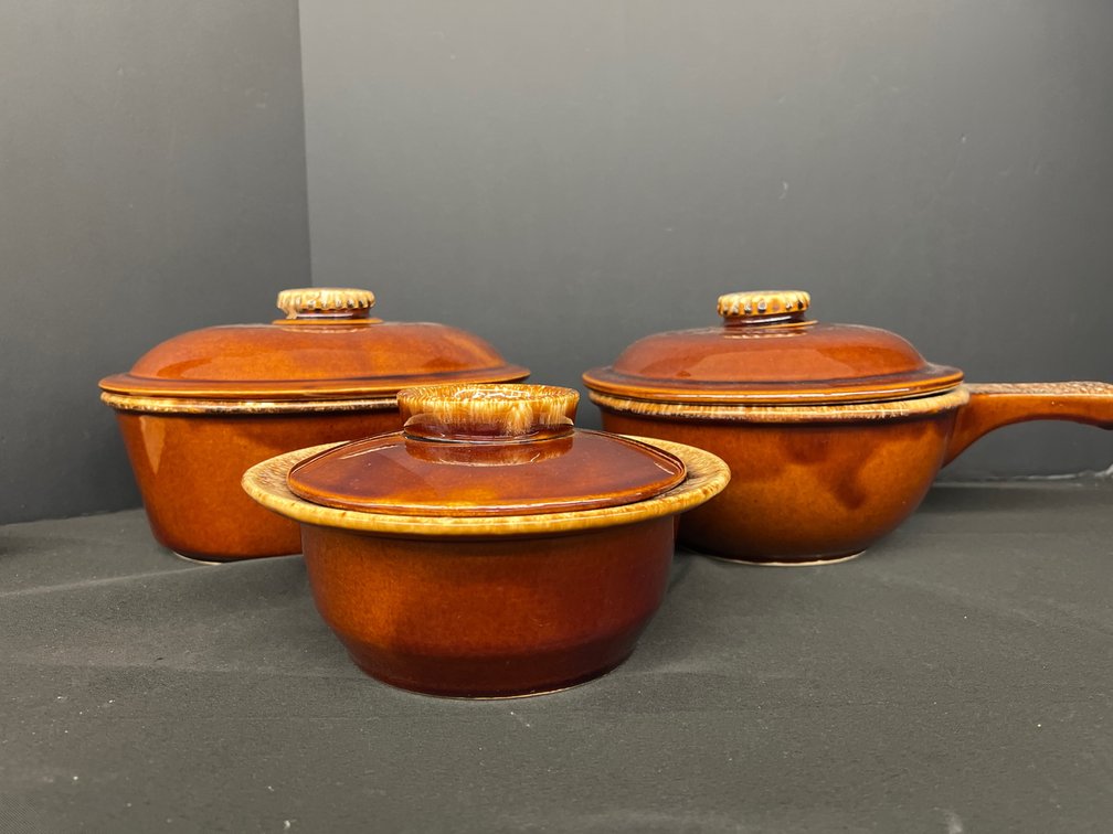 Hull Pottery Brown Drip Glaze Lidded Dishes