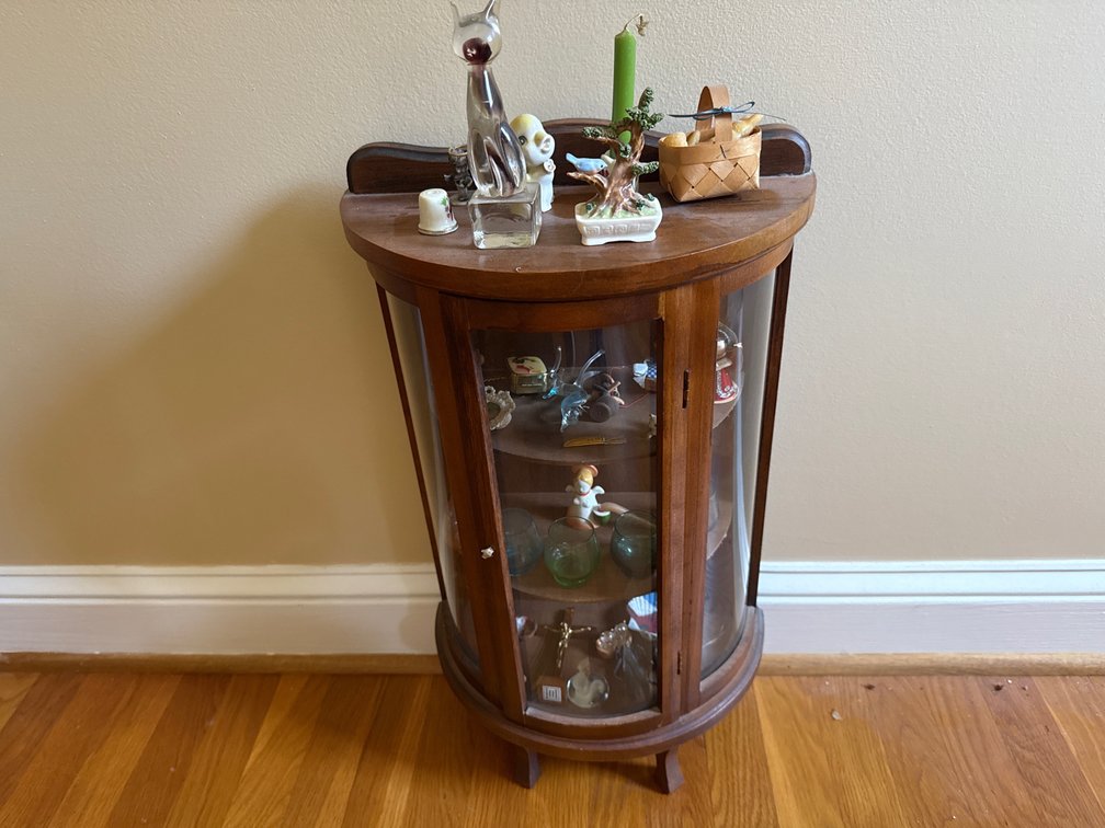 Vintage Curio Cabinet & Collectible Miniatures